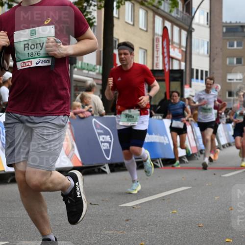 20.09.2026 - PSD Bank Halbmarathon J. Mangold http://msf.ph/oto/10518391 20.09.2026 11:46:42 Ziel 1189, 1527, 1557, 1561, 1810, 1876, 2090, 2141, 2659, 2773, 3424, 4001, 4247, 4249, 4566, 4639 meine-sportfotos.de