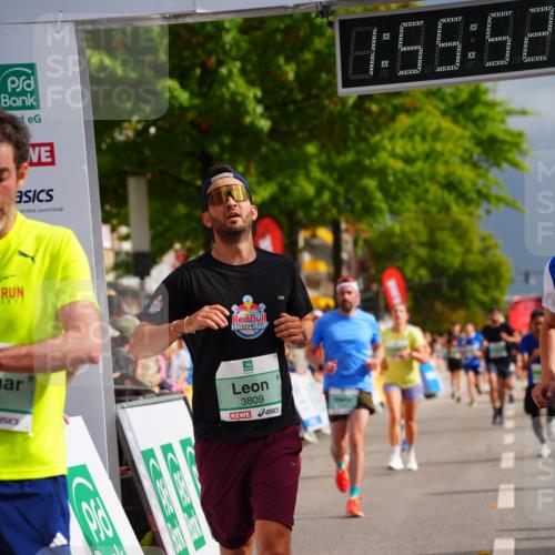 20.09.2026 - PSD Bank Halbmarathon LAZAROV Photography http://msf.ph/oto/10518393 20.09.2026 11:55:52 Ziel 1289, 1354, 1826, 2808, 2810, 3760, 3781, 3809, 3811, 4728 meine-sportfotos.de