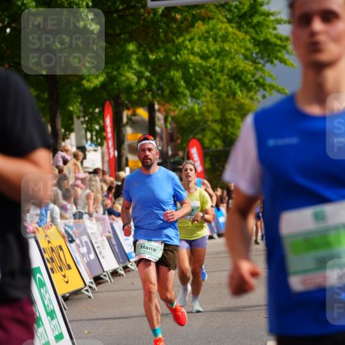 20.09.2026 - PSD Bank Halbmarathon LAZAROV Photography http://msf.ph/oto/10518416 20.09.2026 11:55:53 Ziel 1289, 1354, 1826, 2808, 2810, 3760, 3781, 3809, 3811, 4728 meine-sportfotos.de