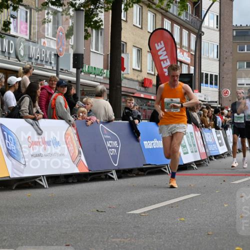 20.09.2026 - PSD Bank Halbmarathon J. Mangold http://msf.ph/oto/10518523 20.09.2026 11:46:49 Ziel 1189, 1557, 1561, 1810, 2012, 2090, 2141, 2659, 2902, 3424, 3511, 4001, 4247 meine-sportfotos.de