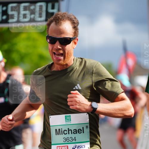 20.09.2026 - PSD Bank Halbmarathon LAZAROV Photography http://msf.ph/oto/10518656 20.09.2026 11:56:04 Ziel 1118, 1260, 1484, 1887, 1900, 2067, 2808, 3012, 3284, 3401, 3634, 3757, 4041, 4341, 4716 meine-sportfotos.de