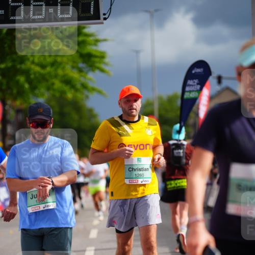 20.09.2026 - PSD Bank Halbmarathon LAZAROV Photography http://msf.ph/oto/10518703 20.09.2026 11:56:06 Ziel 1118, 1260, 1484, 1872, 1887, 1900, 2067, 3012, 3284, 3401, 3634, 3757, 4041, 4341, 4716 meine-sportfotos.de