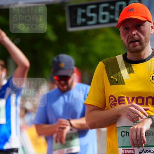 20.09.2026 - PSD Bank Halbmarathon LAZAROV Photography http://msf.ph/oto/10518734 20.09.2026 11:56:09 Ziel 1260, 1872, 1887, 2067, 3012, 3284, 3401, 3634, 3757, 4041, 4224, 4341, 4716 meine-sportfotos.de