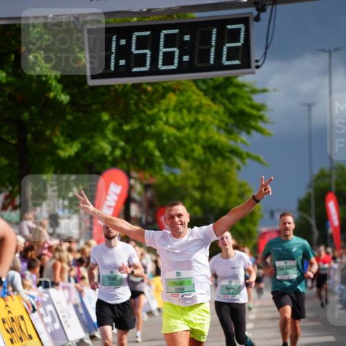 20.09.2026 - PSD Bank Halbmarathon LAZAROV Photography http://msf.ph/oto/10518741 20.09.2026 11:56:11 Ziel 1260, 1272, 1872, 1887, 3284, 3441, 3634, 3757, 3932, 4041, 4224, 4341, 4716 meine-sportfotos.de