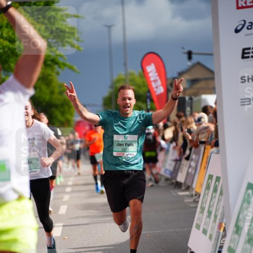 20.09.2026 - PSD Bank Halbmarathon LAZAROV Photography http://msf.ph/oto/10518787 20.09.2026 11:56:13 Ziel 1260, 1272, 1872, 1887, 2955, 3441, 3932, 4224, 4341, 4716 meine-sportfotos.de