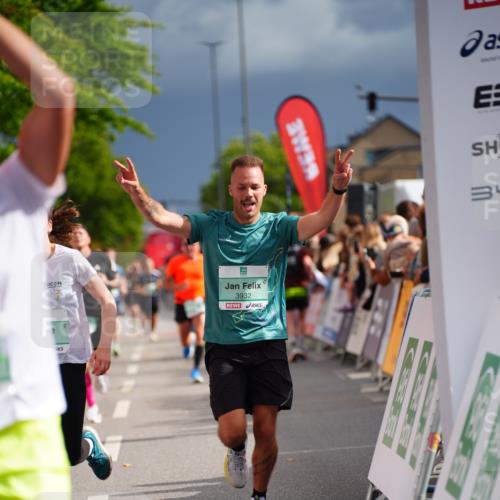 20.09.2026 - PSD Bank Halbmarathon LAZAROV Photography http://msf.ph/oto/10518794 20.09.2026 11:56:13 Ziel 1260, 1272, 1872, 1887, 2955, 3441, 3932, 4224, 4341, 4716 meine-sportfotos.de