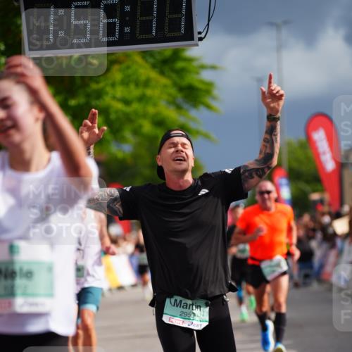 20.09.2026 - PSD Bank Halbmarathon LAZAROV Photography http://msf.ph/oto/10518859 20.09.2026 11:56:17 Ziel 1183, 1272, 1541, 1620, 1872, 2955, 3441, 3872, 3932, 4224 meine-sportfotos.de