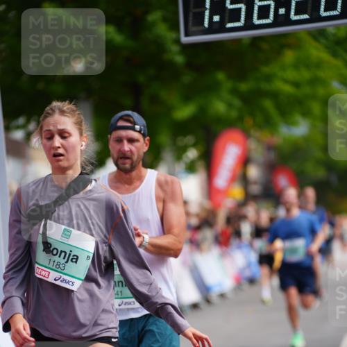 20.09.2026 - PSD Bank Halbmarathon LAZAROV Photography http://msf.ph/oto/10518886 20.09.2026 11:56:19 Ziel 1183, 1272, 1426, 1541, 1620, 2955, 3441, 3872, 3932, 3943, 4224 meine-sportfotos.de