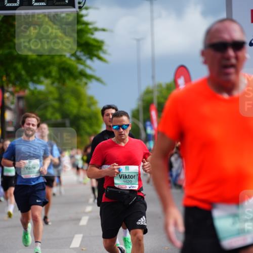 20.09.2026 - PSD Bank Halbmarathon LAZAROV Photography http://msf.ph/oto/10518904 20.09.2026 11:56:20 Ziel 1183, 1272, 1426, 1541, 1620, 2955, 3441, 3593, 3872, 3932, 3943, 4224 meine-sportfotos.de