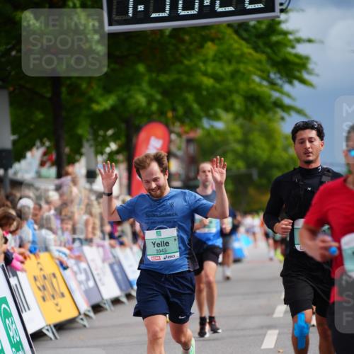 20.09.2026 - PSD Bank Halbmarathon LAZAROV Photography http://msf.ph/oto/10518919 20.09.2026 11:56:21 Ziel 1183, 1272, 1426, 1541, 1620, 2955, 3441, 3593, 3744, 3872, 3932, 3943, 4525, 4692 meine-sportfotos.de