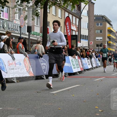 20.09.2026 - PSD Bank Halbmarathon J. Mangold http://msf.ph/oto/10518926 20.09.2026 11:47:31 Ziel 1661, 1712, 2074, 2583, 2828, 2859, 3239, 3504, 3914, 4262, 4662 meine-sportfotos.de