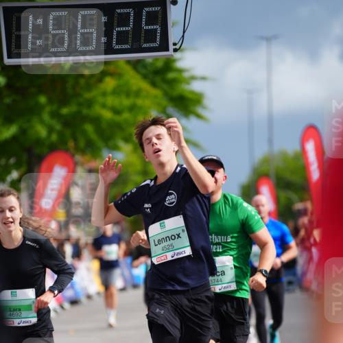 20.09.2026 - PSD Bank Halbmarathon LAZAROV Photography http://msf.ph/oto/10518985 20.09.2026 11:56:25 Ziel 1183, 1426, 1514, 1541, 1620, 1824, 2180, 2955, 3593, 3744, 3872, 3943, 4525, 4692 meine-sportfotos.de