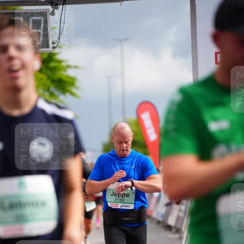 20.09.2026 - PSD Bank Halbmarathon LAZAROV Photography http://msf.ph/oto/10519027 20.09.2026 11:56:27 Ziel 1426, 1514, 1541, 1620, 1824, 2180, 3593, 3744, 3872, 3943, 4525, 4692 meine-sportfotos.de