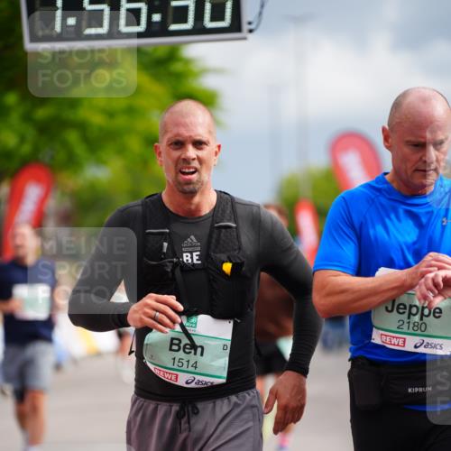 20.09.2026 - PSD Bank Halbmarathon LAZAROV Photography http://msf.ph/oto/10519035 20.09.2026 11:56:29 Ziel 1426, 1514, 1620, 1824, 1920, 2180, 2967, 3545, 3593, 3744, 3943, 4525, 4692 meine-sportfotos.de