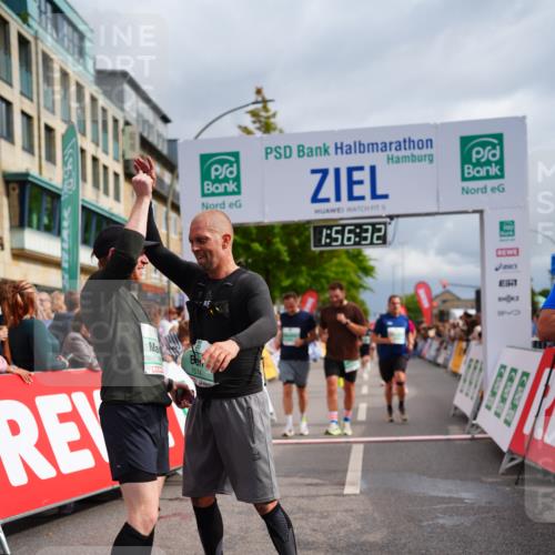 20.09.2026 - PSD Bank Halbmarathon LAZAROV Photography http://msf.ph/oto/10519070 20.09.2026 11:56:32 Ziel 1514, 1824, 1920, 2180, 2221, 2275, 2869, 2967, 3545, 3593, 3744, 4267, 4525, 4692 meine-sportfotos.de