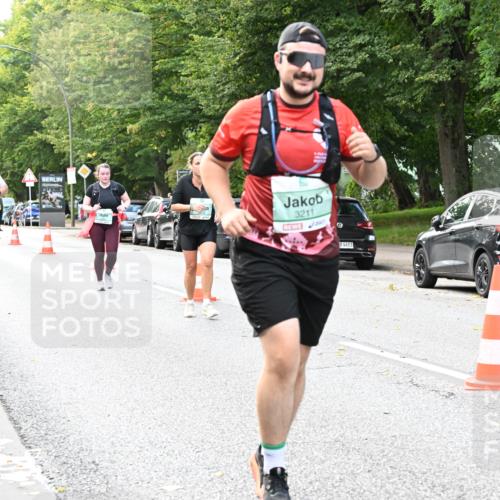 20.09.2026 - PSD Bank Halbmarathon Dr. Thomas Lammeyer http://msf.ph/oto/10519080 20.09.2026 11:14:04 Laufen 3211, 4683 meine-sportfotos.de