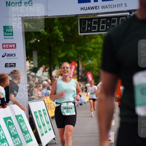 20.09.2026 - PSD Bank Halbmarathon LAZAROV Photography http://msf.ph/oto/10519125 20.09.2026 11:56:39 Ziel 1747, 1760, 1920, 2022, 2221, 2275, 2418, 2869, 2967, 3545, 4097, 4252, 4267, 4374 meine-sportfotos.de