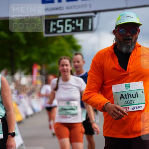 20.09.2026 - PSD Bank Halbmarathon LAZAROV Photography http://msf.ph/oto/10519143 20.09.2026 11:56:41 Ziel 1747, 1760, 2022, 2221, 2275, 2418, 2869, 2967, 3365, 4097, 4252, 4267, 4374 meine-sportfotos.de