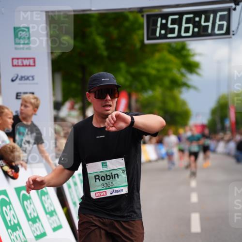 20.09.2026 - PSD Bank Halbmarathon LAZAROV Photography http://msf.ph/oto/10519210 20.09.2026 11:56:46 Ziel 1747, 1760, 2022, 2418, 3365, 4097, 4252, 4374 meine-sportfotos.de