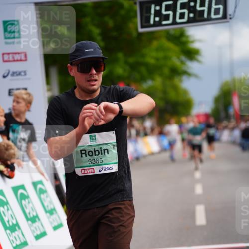 20.09.2026 - PSD Bank Halbmarathon LAZAROV Photography http://msf.ph/oto/10519218 20.09.2026 11:56:46 Ziel 1747, 1760, 2022, 2418, 3365, 4097, 4252, 4374 meine-sportfotos.de