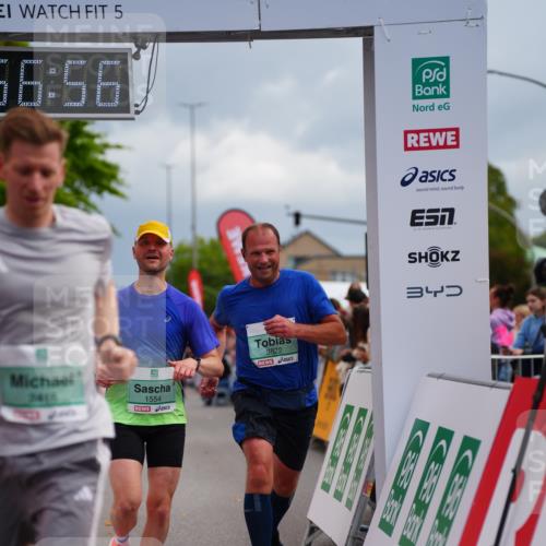 20.09.2026 - PSD Bank Halbmarathon LAZAROV Photography http://msf.ph/oto/10519297 20.09.2026 11:56:55 Ziel 1482, 1554, 1903, 2416, 3822, 3967, 4734 meine-sportfotos.de