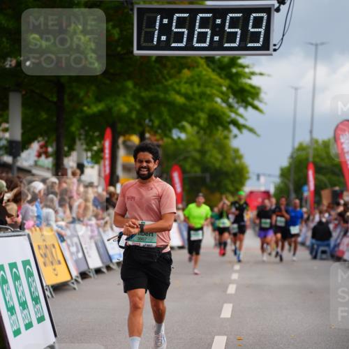 20.09.2026 - PSD Bank Halbmarathon LAZAROV Photography http://msf.ph/oto/10519307 20.09.2026 11:56:58 Ziel 1482, 1554, 1903, 2416, 3822, 3967, 4734 meine-sportfotos.de
