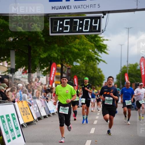 20.09.2026 - PSD Bank Halbmarathon LAZAROV Photography http://msf.ph/oto/10519324 20.09.2026 11:57:04 Ziel 2079, 3079, 3442, 3784, 3927, 3967, 4753 meine-sportfotos.de
