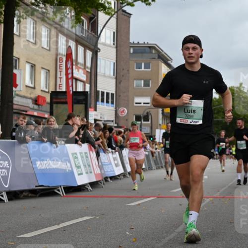 20.09.2026 - PSD Bank Halbmarathon J. Mangold http://msf.ph/oto/10519357 20.09.2026 11:48:36 Ziel 1464, 2311, 2552, 2571, 3298, 3635, 3761, 4627 meine-sportfotos.de