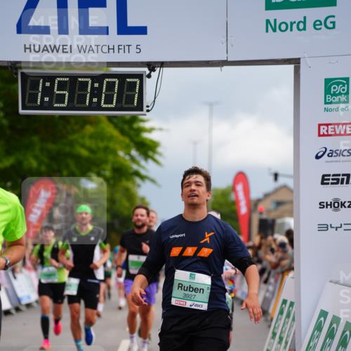 20.09.2026 - PSD Bank Halbmarathon LAZAROV Photography http://msf.ph/oto/10519362 20.09.2026 11:57:06 Ziel 2079, 2354, 3079, 3442, 3784, 3927, 3967, 4671, 4752, 4753 meine-sportfotos.de