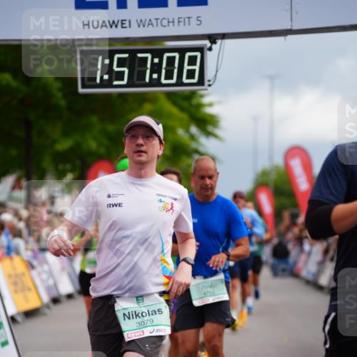 20.09.2026 - PSD Bank Halbmarathon LAZAROV Photography http://msf.ph/oto/10519387 20.09.2026 11:57:08 Ziel 1700, 2079, 2104, 2354, 3079, 3442, 3784, 3927, 4671, 4752, 4753 meine-sportfotos.de