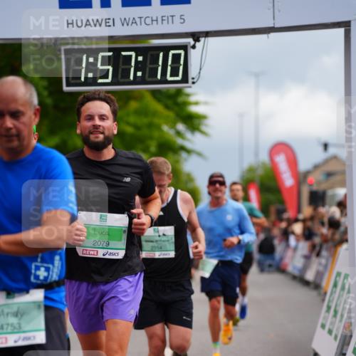 20.09.2026 - PSD Bank Halbmarathon LAZAROV Photography http://msf.ph/oto/10519406 20.09.2026 11:57:09 Ziel 1700, 2079, 2104, 2354, 3079, 3442, 3784, 3927, 4671, 4752, 4753 meine-sportfotos.de