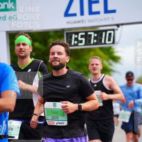 20.09.2026 - PSD Bank Halbmarathon LAZAROV Photography http://msf.ph/oto/10519414 20.09.2026 11:57:10 Ziel 1700, 2079, 2104, 2354, 3079, 3442, 3784, 3927, 4671, 4752, 4753 meine-sportfotos.de