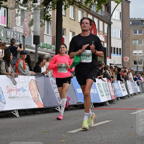 20.09.2026 - PSD Bank Halbmarathon J. Mangold http://msf.ph/oto/10519417 20.09.2026 11:48:45 Ziel 1464, 1559, 3797, 4627 meine-sportfotos.de