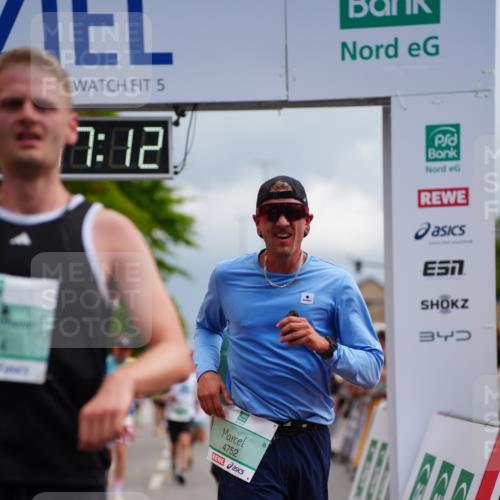 20.09.2026 - PSD Bank Halbmarathon LAZAROV Photography http://msf.ph/oto/10519440 20.09.2026 11:57:11 Ziel 1249, 1685, 1700, 2079, 2104, 2354, 3079, 3442, 3784, 3927, 4671, 4752, 4753 meine-sportfotos.de
