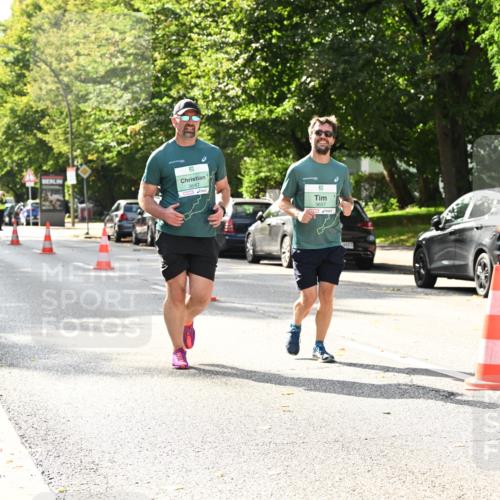 20.09.2026 - PSD Bank Halbmarathon Dr. Thomas Lammeyer http://msf.ph/oto/10519517 20.09.2026 11:15:31 Laufen 3647, 3657 meine-sportfotos.de