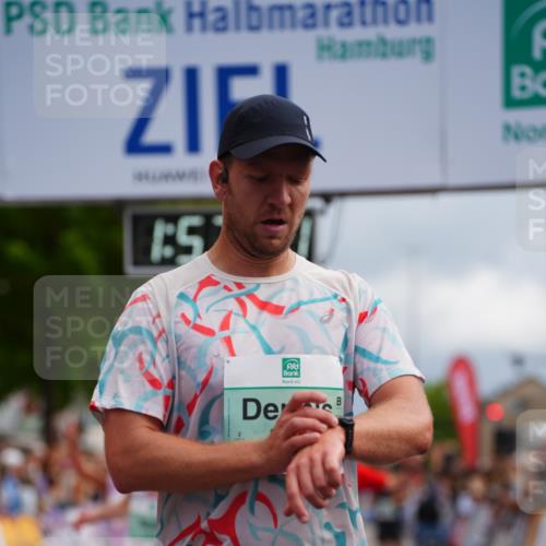 20.09.2026 - PSD Bank Halbmarathon LAZAROV Photography http://msf.ph/oto/10519542 20.09.2026 11:57:20 Ziel 1249, 1263, 1685, 1700, 1986, 2104, 2421, 2480, 3640, 4302, 4464 meine-sportfotos.de