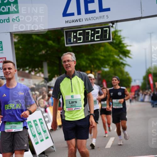 20.09.2026 - PSD Bank Halbmarathon LAZAROV Photography http://msf.ph/oto/10519572 20.09.2026 11:57:27 Ziel 1019, 1092, 1263, 1791, 2421, 2480, 3640, 3645, 4295, 4531, 4724 meine-sportfotos.de