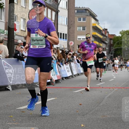20.09.2026 - PSD Bank Halbmarathon J. Mangold http://msf.ph/oto/10519578 20.09.2026 11:49:08 Ziel 1224, 1577, 2420, 3750, 4150, 4154, 4208, 4685, 4686 meine-sportfotos.de