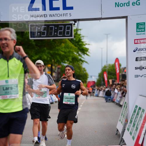 20.09.2026 - PSD Bank Halbmarathon LAZAROV Photography http://msf.ph/oto/10519585 20.09.2026 11:57:28 Ziel 1019, 1092, 1263, 1791, 2421, 2480, 3645, 4295, 4531, 4724 meine-sportfotos.de
