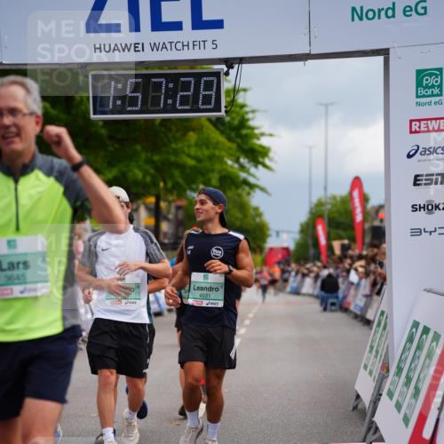 20.09.2026 - PSD Bank Halbmarathon LAZAROV Photography http://msf.ph/oto/10519590 20.09.2026 11:57:28 Ziel 1019, 1092, 1263, 1791, 2421, 2480, 3645, 4295, 4531, 4724 meine-sportfotos.de
