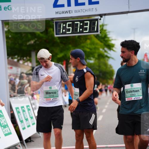 20.09.2026 - PSD Bank Halbmarathon LAZAROV Photography http://msf.ph/oto/10519626 20.09.2026 11:57:30 Ziel 1019, 1092, 1332, 1791, 3029, 3645, 4295, 4531, 4724 meine-sportfotos.de