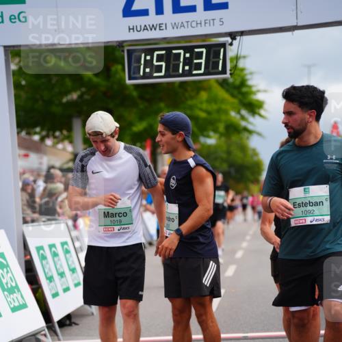 20.09.2026 - PSD Bank Halbmarathon LAZAROV Photography http://msf.ph/oto/10519631 20.09.2026 11:57:31 Ziel 1019, 1092, 1332, 1791, 3029, 3645, 4295, 4531, 4724 meine-sportfotos.de