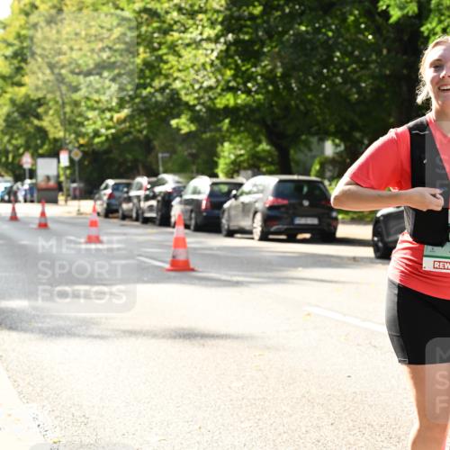 20.09.2026 - PSD Bank Halbmarathon Dr. Thomas Lammeyer http://msf.ph/oto/10519661 20.09.2026 11:16:02 Laufen 4357 meine-sportfotos.de