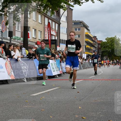 20.09.2026 - PSD Bank Halbmarathon J. Mangold http://msf.ph/oto/10519690 20.09.2026 11:49:29 Ziel 1025, 1248, 1720, 2255, 2330, 3214, 3355, 4612 meine-sportfotos.de