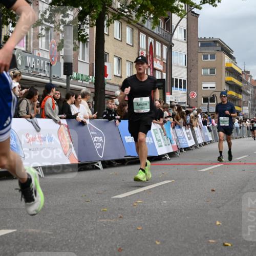 20.09.2026 - PSD Bank Halbmarathon J. Mangold http://msf.ph/oto/10519707 20.09.2026 11:49:30 Ziel 1025, 1248, 1720, 2255, 3214, 3355, 4612 meine-sportfotos.de