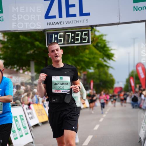 20.09.2026 - PSD Bank Halbmarathon LAZAROV Photography http://msf.ph/oto/10519752 20.09.2026 11:57:35 Ziel 1019, 1092, 1332, 1791, 3008, 3029, 4295, 4531 meine-sportfotos.de