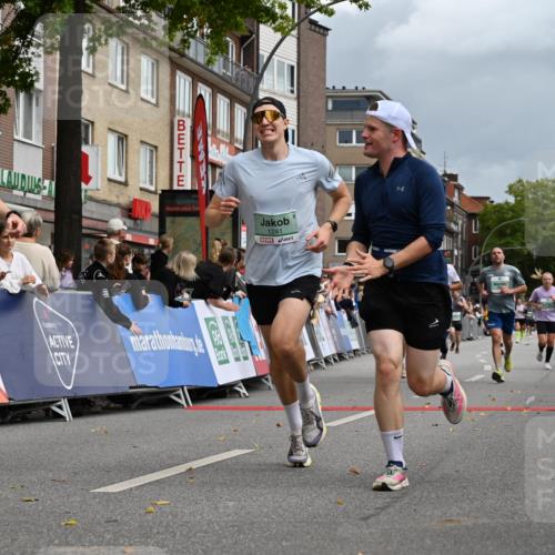 20.09.2026 - PSD Bank Halbmarathon J. Mangold http://msf.ph/oto/10519806 20.09.2026 11:49:53 Ziel 1048, 1236, 1241, 1774, 2765, 2890, 2962, 3382, 4498, 4605 meine-sportfotos.de
