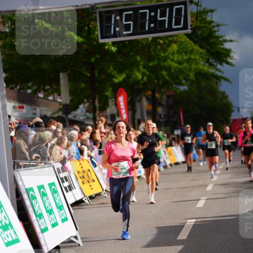 20.09.2026 - PSD Bank Halbmarathon LAZAROV Photography http://msf.ph/oto/10519807 20.09.2026 11:57:39 Ziel 1332, 2148, 3008, 3029, 3256, 3260, 4489 meine-sportfotos.de