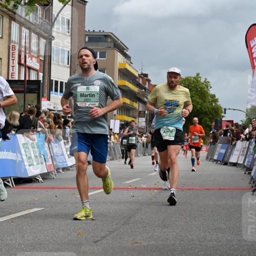 20.09.2026 - PSD Bank Halbmarathon J. Mangold http://msf.ph/oto/10519848 20.09.2026 11:49:58 Ziel 1048, 1236, 1241, 1537, 1604, 1774, 1814, 1983, 2890, 3083, 3382, 4498, 4605 meine-sportfotos.de