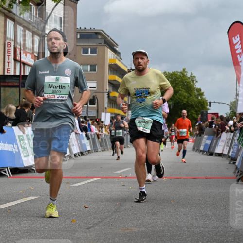 20.09.2026 - PSD Bank Halbmarathon J. Mangold http://msf.ph/oto/10519852 20.09.2026 11:49:58 Ziel 1048, 1236, 1241, 1537, 1604, 1774, 1814, 1983, 2890, 3083, 3382, 4498, 4605 meine-sportfotos.de